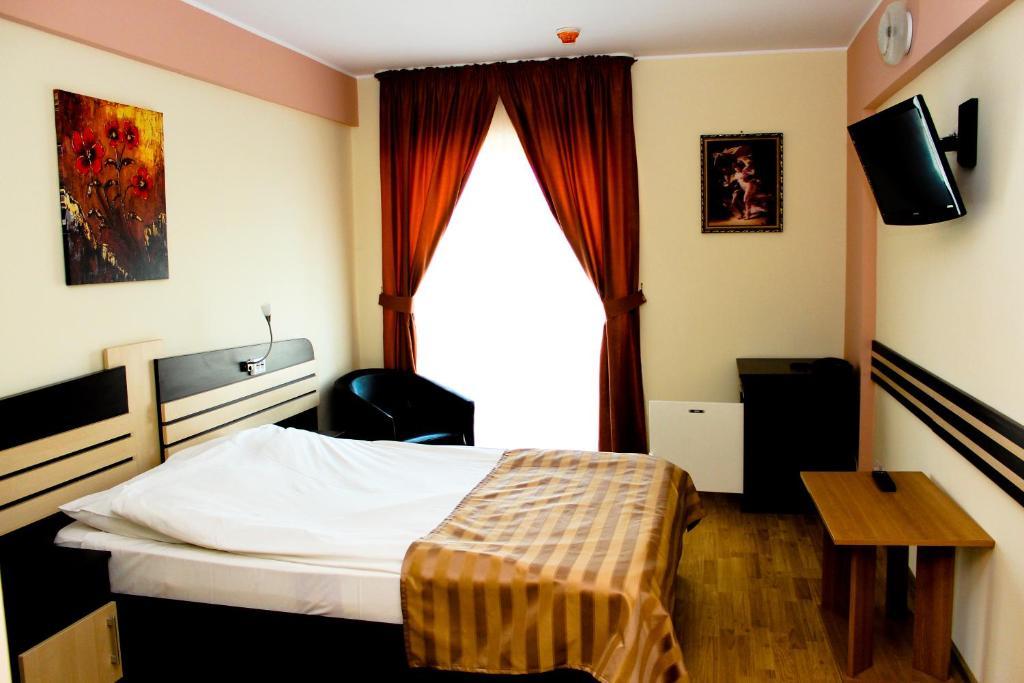 Hotel Zimbru Iasi Habitación foto